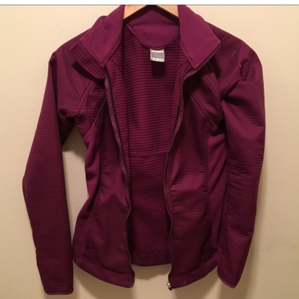 Nike fleece jacket size small